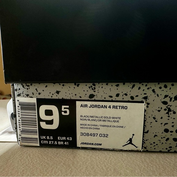 Jordan 4 Retro Royalty (size 9.5) - Picture 4 of 15